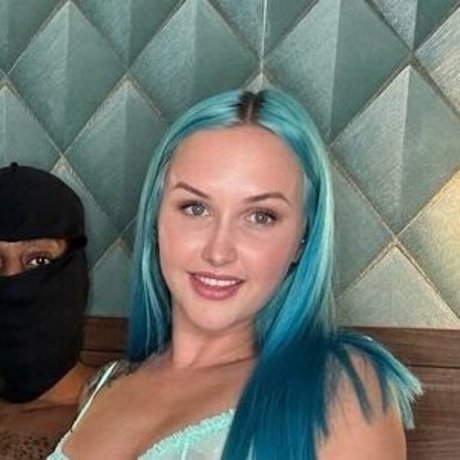 Foto di nudo di fuga di OnlyFans di Blueinkx
