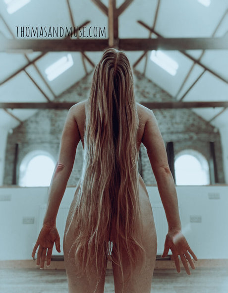 Foto di nudo di fuga di OnlyFans di Lucy Musings
