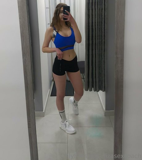 Foto di nudo di fuga di OnlyFans di Lizasexxcoach