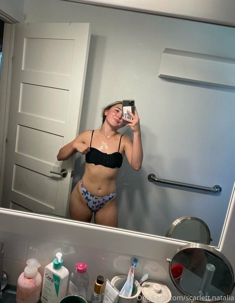Foto di nudo di fuga di OnlyFans di Alessandranatalia