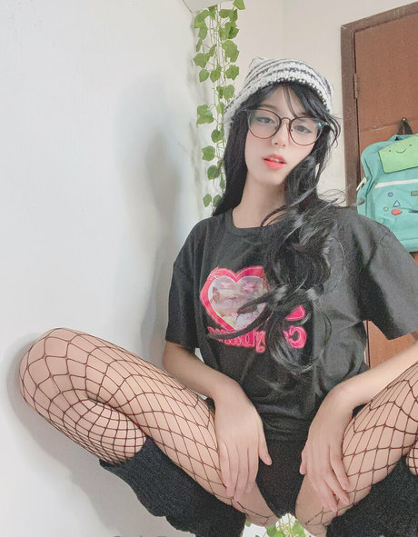 Foto di nudo di fuga di OnlyFans di Annekuronofree