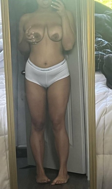 Foto di nudo di fuga di OnlyFans di Onlysofia03