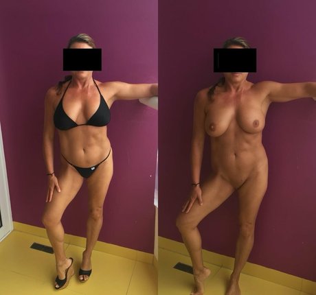Foto di nudo di fuga di OnlyFans di Hotwifehappylife
