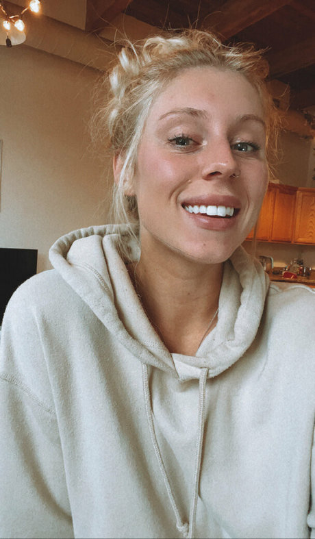 Foto di nudo di fuga di OnlyFans di Annamarie