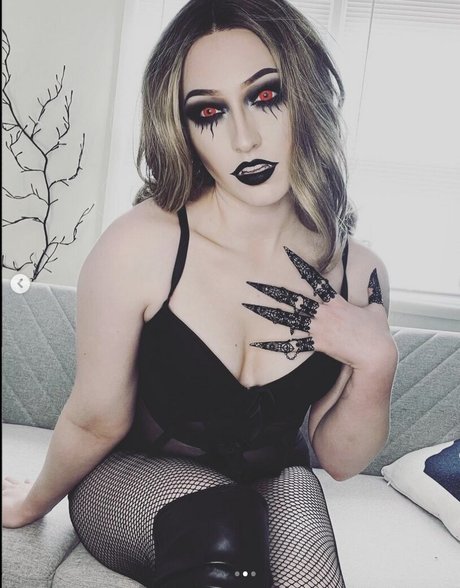 Foto di nudo di fuga di OnlyFans di Maisielynnie
