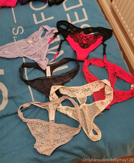 Foto di nudo di fuga di OnlyFans di Kellymay129