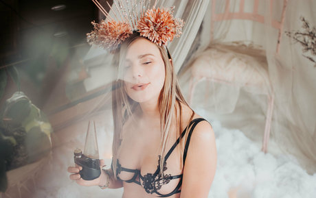 Foto di nudo di fuga di OnlyFans di Buuur15