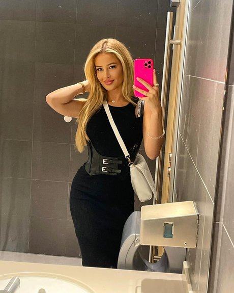 Jacquelinax