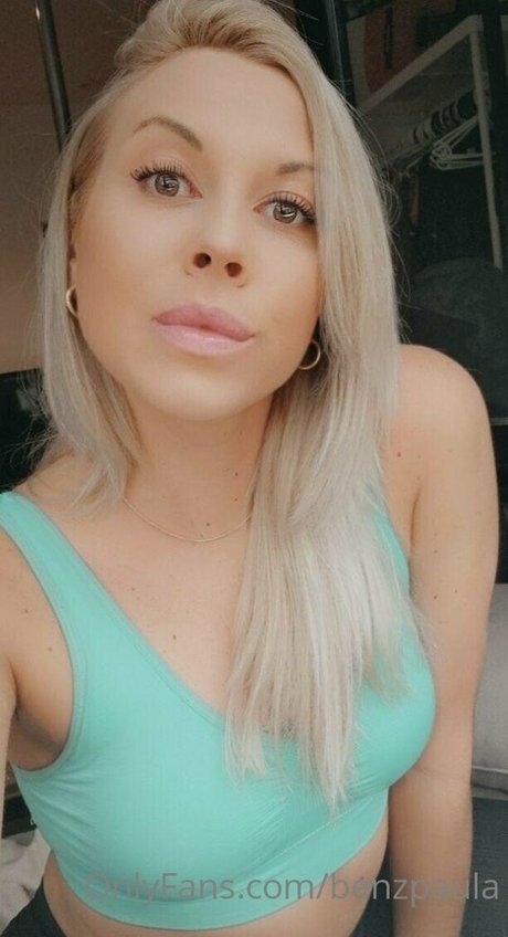 Foto di nudo di fuga di OnlyFans di Benzpaula