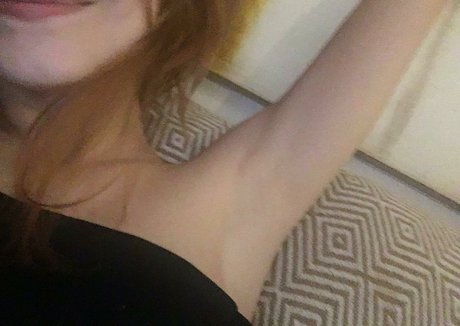 Foto di nudo di fuga di OnlyFans di Gbrllareis