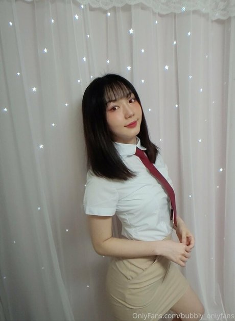 Foto di nudo di fuga di OnlyFans di Bubblylive