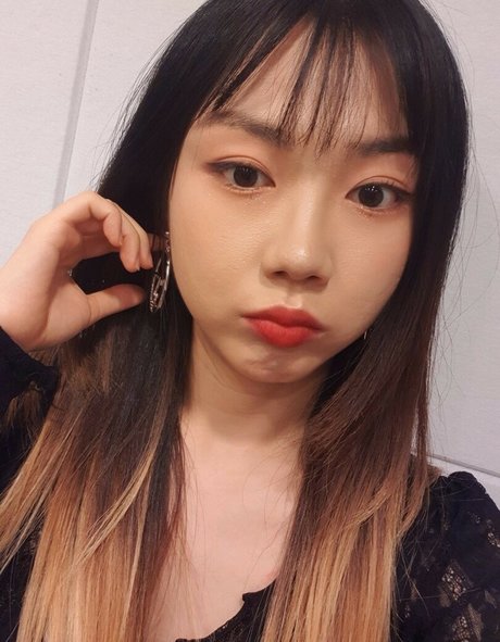 Foto di nudo di fuga di OnlyFans di Bubblylive