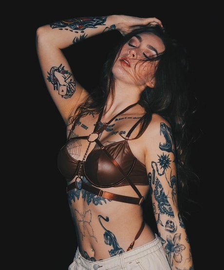 Foto di nudo di fuga di OnlyFans di Thesarahmariee