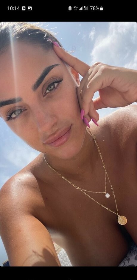 Foto di nudo di fuga di OnlyFans di Andreabepe