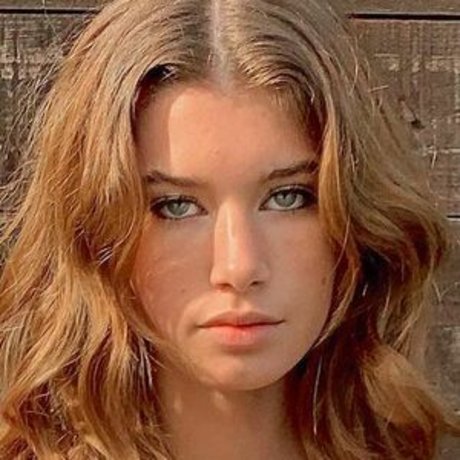 Foto di nudo di fuga di OnlyFans di Sienna Raine Schmidt