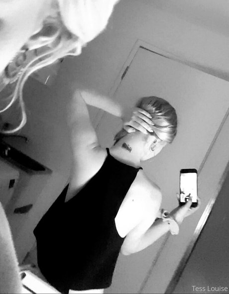 Foto di nudo di fuga di OnlyFans di Givetesslove