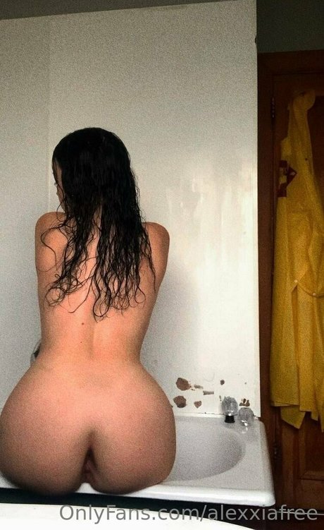 Foto di nudo di fuga di OnlyFans di Alexxiafree