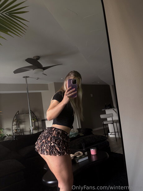 Foto di nudo di fuga di OnlyFans di Winterrrayne