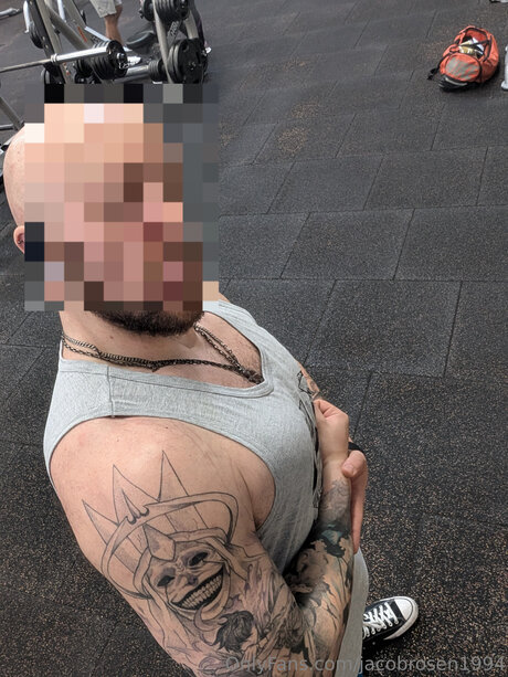 Foto di nudo di fuga di OnlyFans di Jacobrosen1994