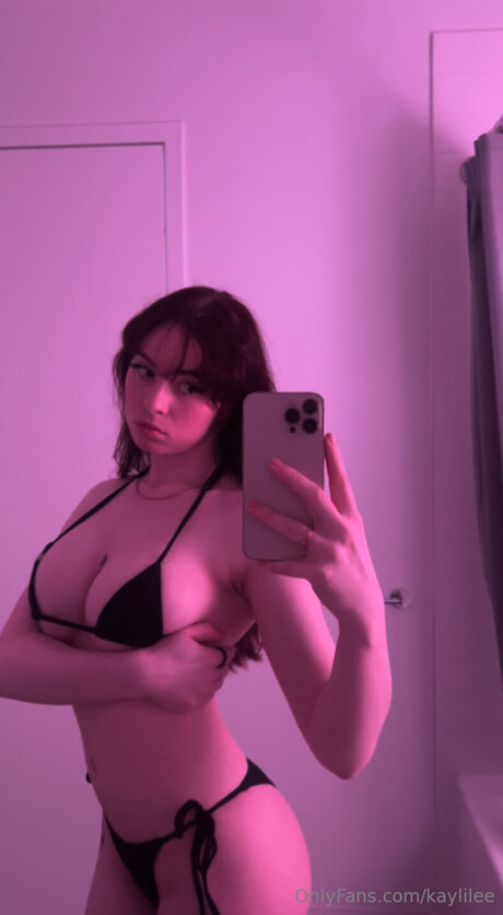 Foto di nudo di fuga di OnlyFans di Kaylilee