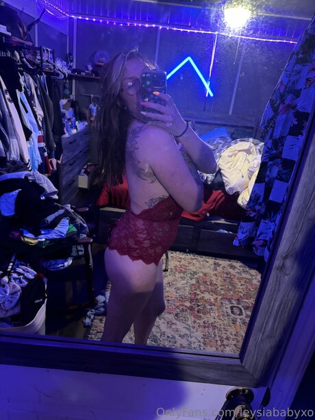 Foto di nudo di fuga di OnlyFans di Leysiababyxo