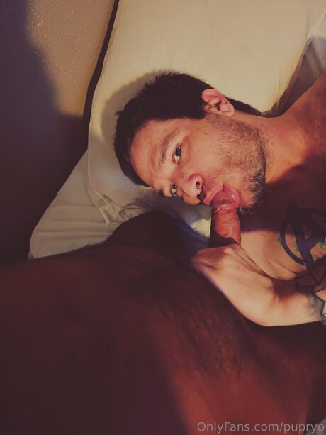 Foto di nudo di fuga di OnlyFans di Pupryo