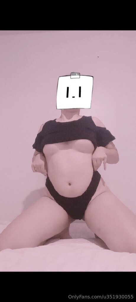 Foto di nudo di fuga di OnlyFans di U351930055