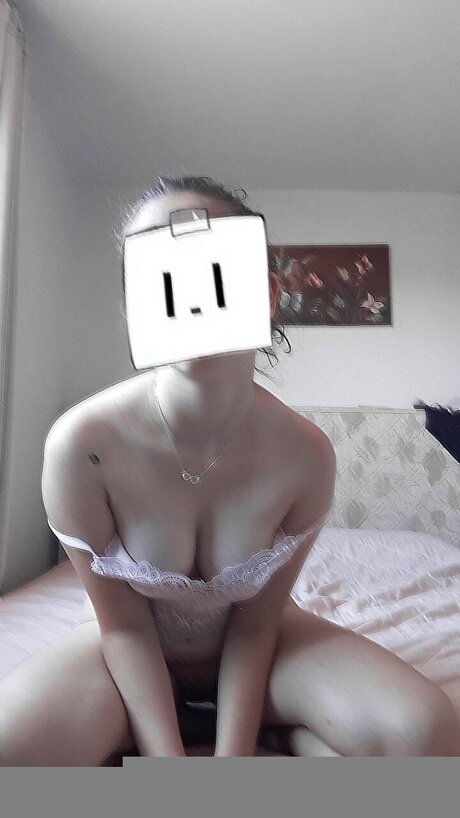 Foto di nudo di fuga di OnlyFans di U351930055