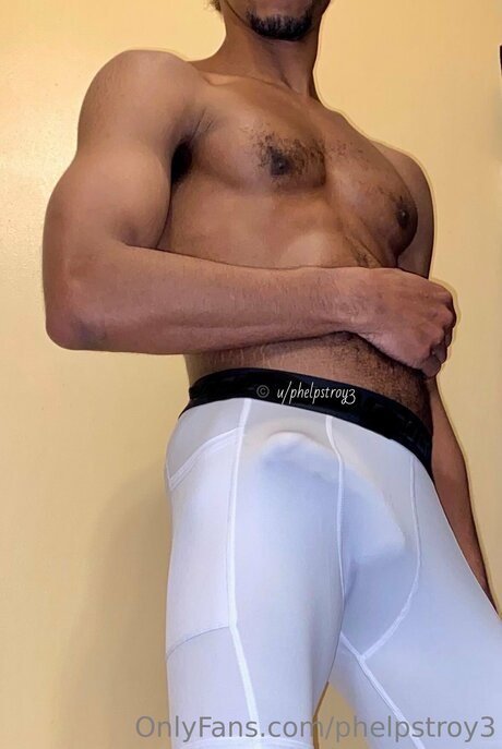 Foto di nudo di fuga di OnlyFans di Phelpstroy3