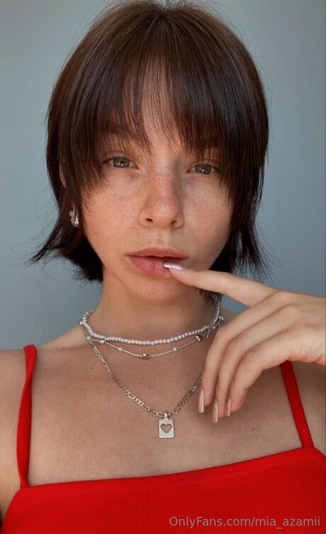 Foto di nudo di fuga di OnlyFans di Mia Azamii