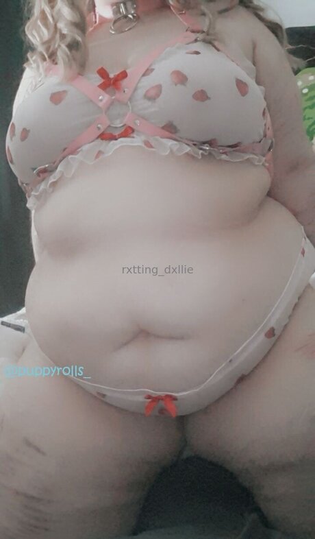 Foto di nudo di fuga di OnlyFans di Puppyrolls