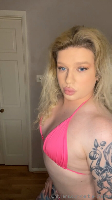 Foto di nudo di fuga di OnlyFans di Barbie Lotus Ts