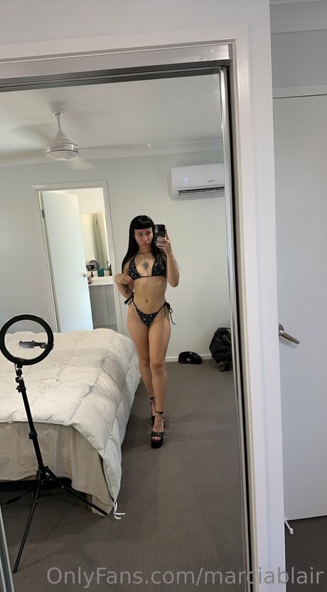Foto di nudo di fuga di OnlyFans di Marciablair