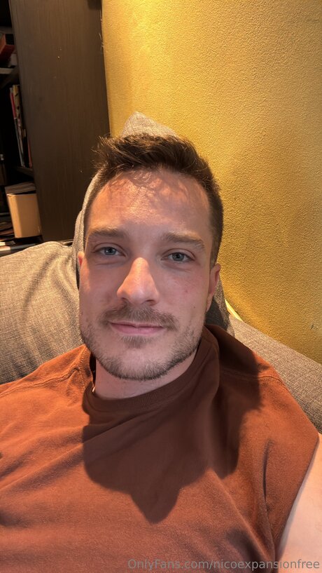 Foto di nudo di fuga di OnlyFans di Nicoexpansionfree