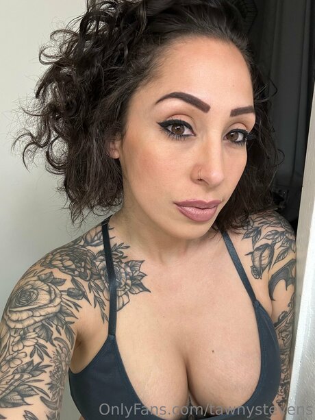 Foto di nudo di fuga di OnlyFans di Tawnystevens