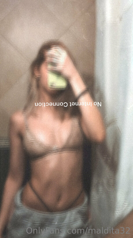 Foto di nudo di fuga di OnlyFans di Maldita32