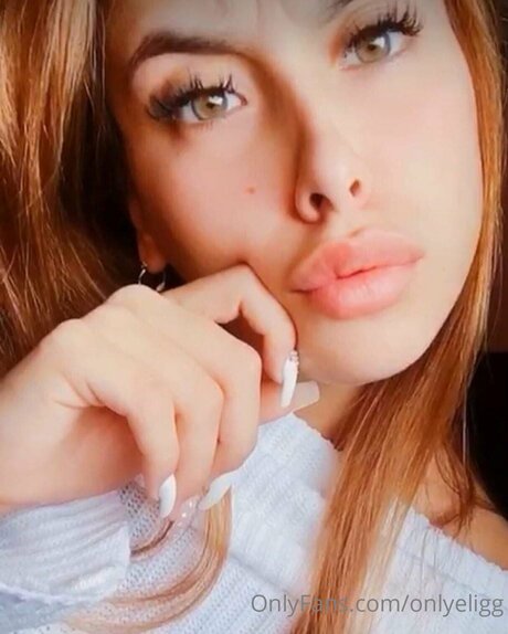 Foto di nudo di fuga di OnlyFans di Antonellaagz