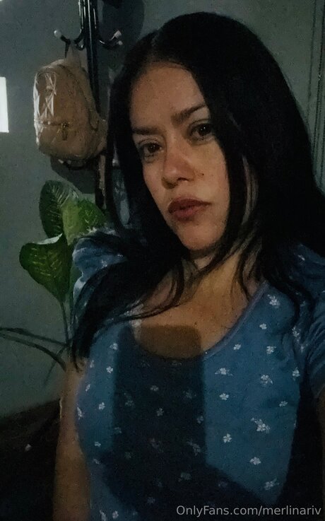 Foto di nudo di fuga di OnlyFans di Merlinariv