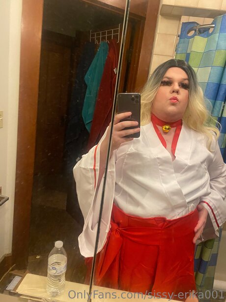 Foto di nudo di fuga di OnlyFans di Sissy Erika001