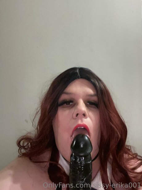 Sissy Erika001