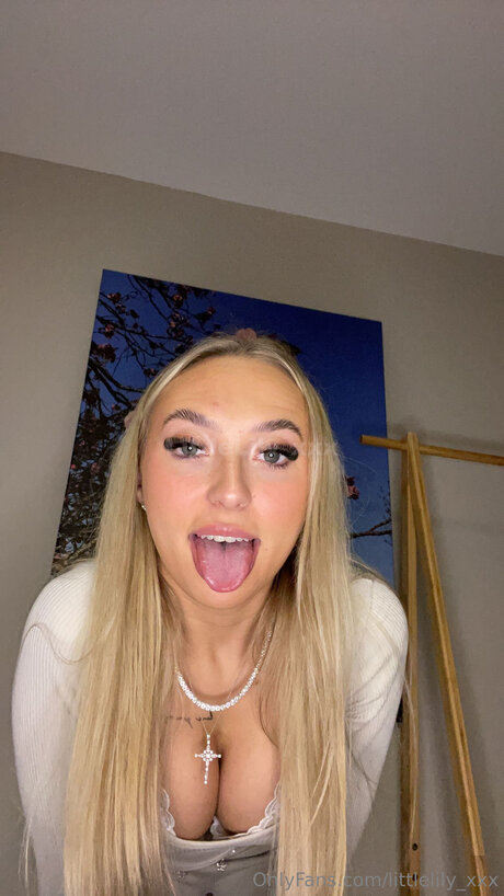 Littlelily Xxx