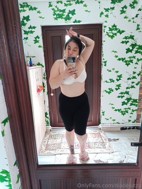 Foto di nudo di fuga di OnlyFans di Diadeiutza