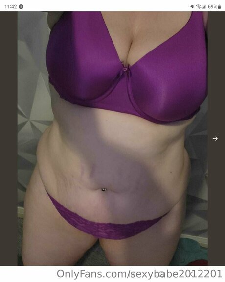 Foto di nudo di fuga di OnlyFans di Sexybabe2012201