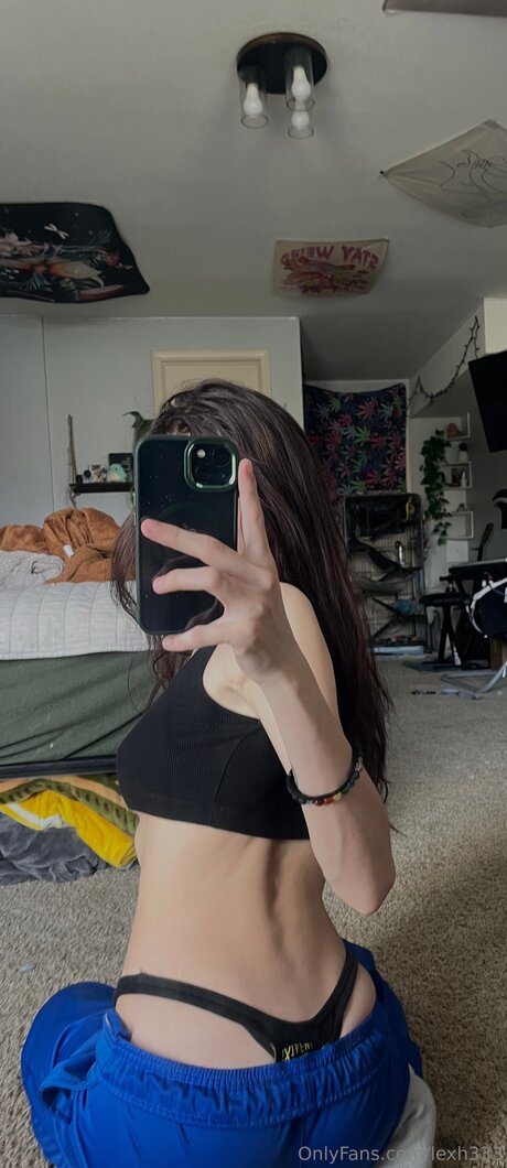 Foto di nudo di fuga di OnlyFans di Lexh333