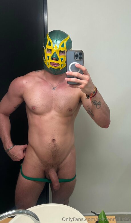 Foto di nudo di fuga di OnlyFans di Stevenmills96