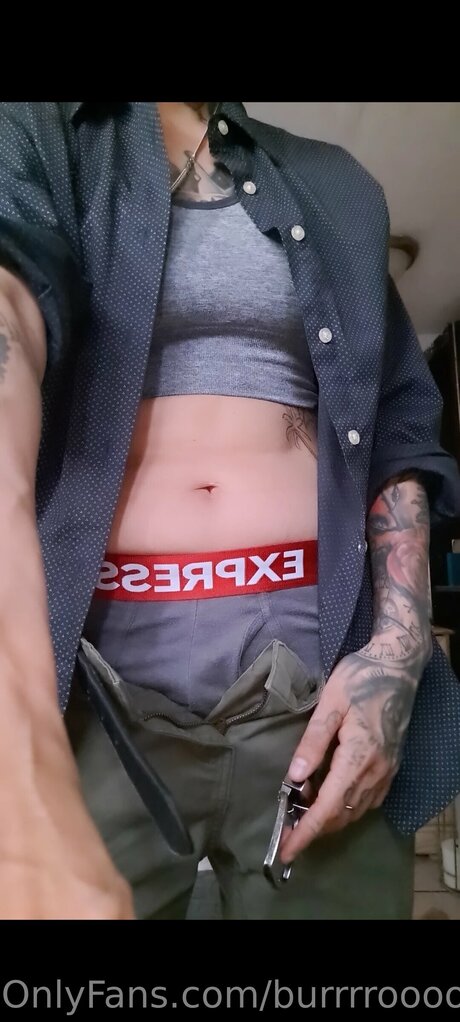 Foto di nudo di fuga di OnlyFans di Burrrrooooooo
