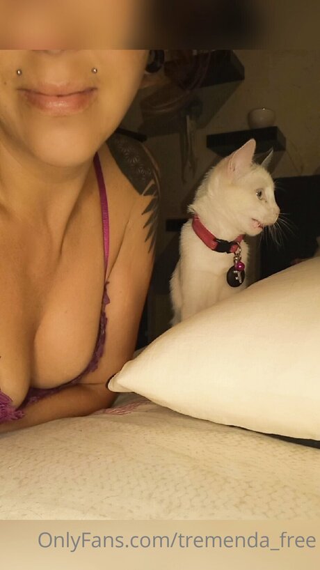 Foto di nudo di fuga di OnlyFans di Tremenda Free