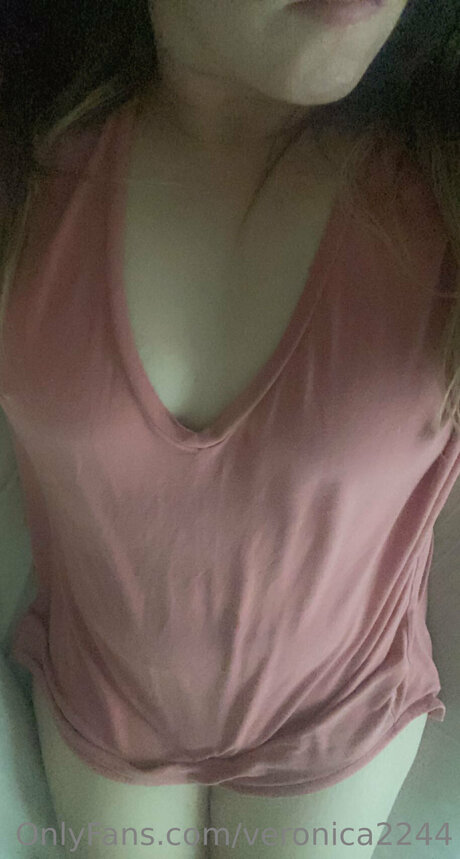 Veronica2244