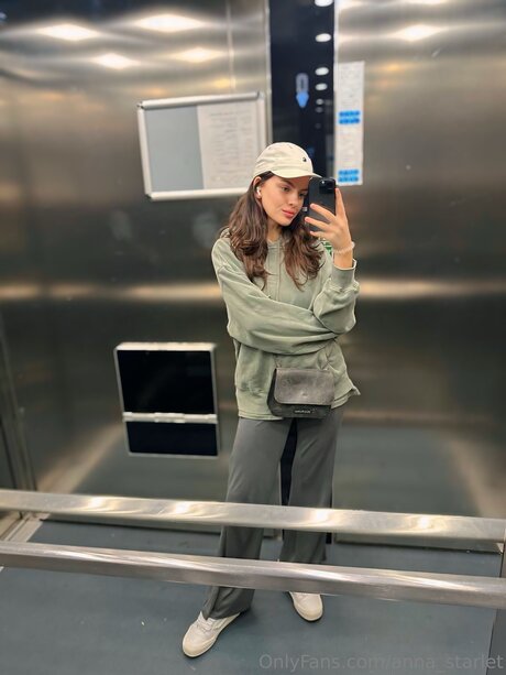 Foto di nudo di fuga di OnlyFans di Anna Starlet
