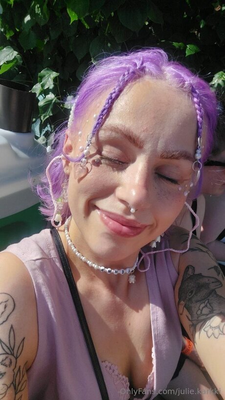 Foto di nudo di fuga di OnlyFans di Julie Karkki